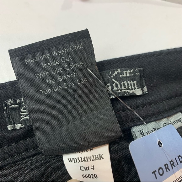 Source Of Wisdom Torrid Black Pants London Skinny - Picture 8 of 15